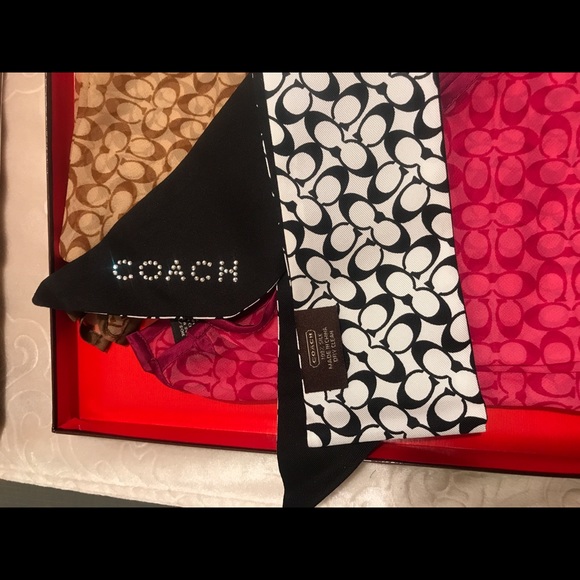 Authentic Coach Silk Scarfs set of 3 - Picture 3 of 6